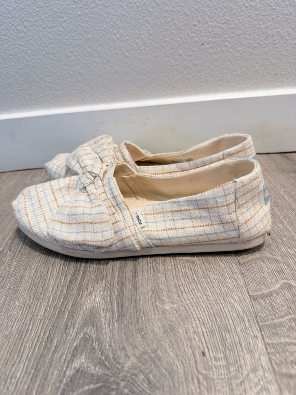TOMS Cream Plaid Knot-Front Slip-Ons - Picture 5 of 7